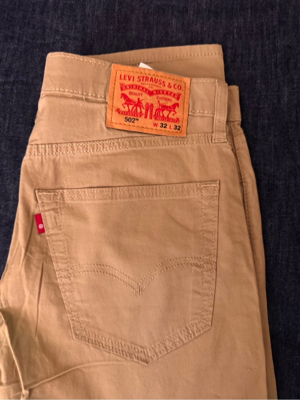 Levi's 502 Relaxed Fit Men's Jeans in Khaki Tan( Unisex)